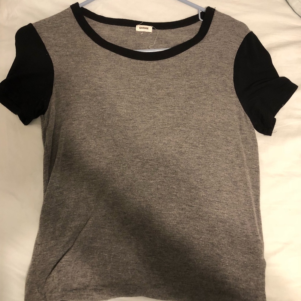 tee shirt